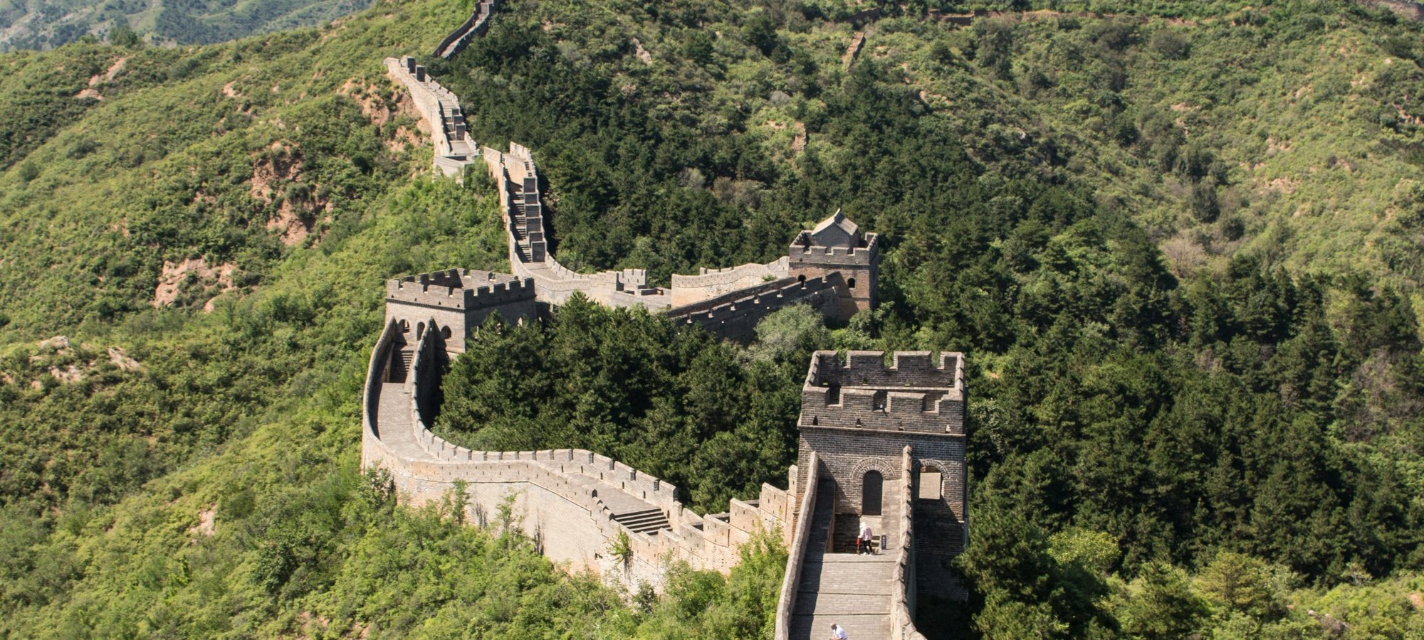La Gran Muralla serpenteando por las montañas